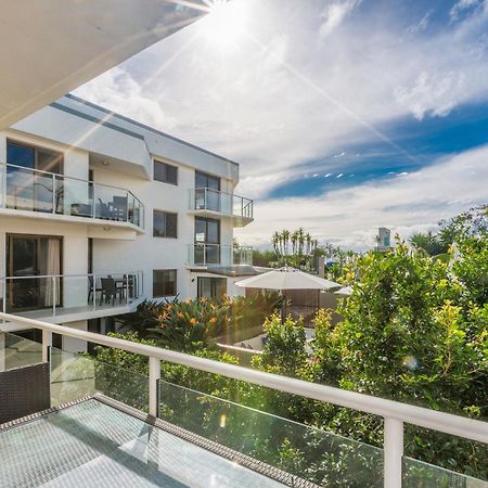 Bayview Beachfront Apartments, In Town Right On The Beach Byron Bay Exteriör bild