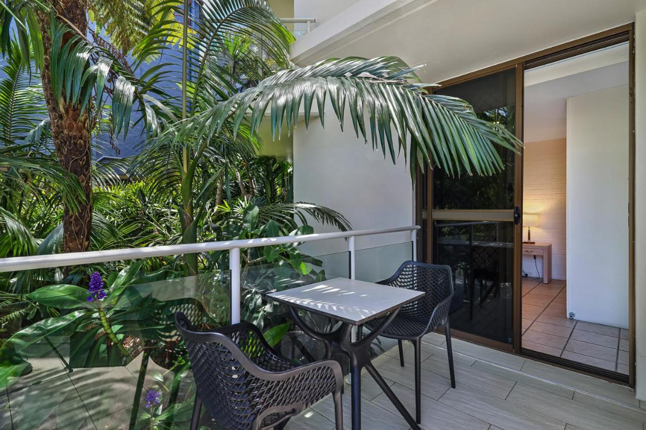 Bayview Beachfront Apartments, In Town Right On The Beach Byron Bay Exteriör bild