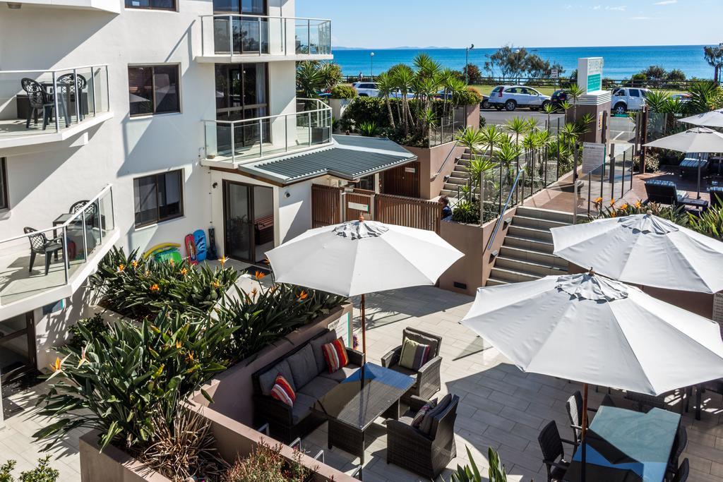 Bayview Beachfront Apartments, In Town Right On The Beach Byron Bay Exteriör bild