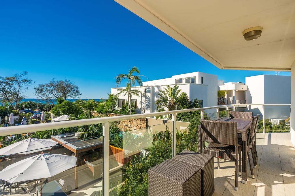 Bayview Beachfront Apartments, In Town Right On The Beach Byron Bay Exteriör bild